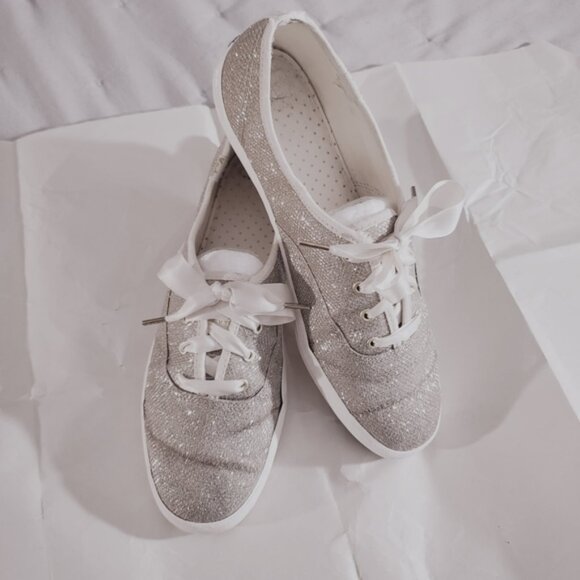 KATE SPADE Keds Shimmery Light Gold Keds- Limited Edition 8.5US - Picture 3 of 16